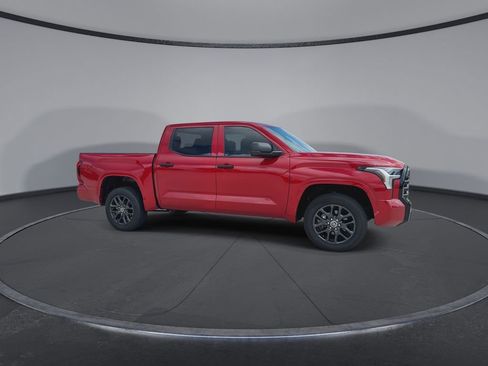 Used 2025 Toyota Tundra SR AWD/4WD image 2
