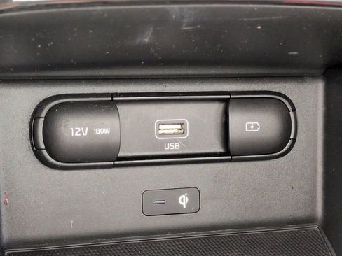 Used 2020 Kia Telluride SX w/ Towing Package FWD image 23