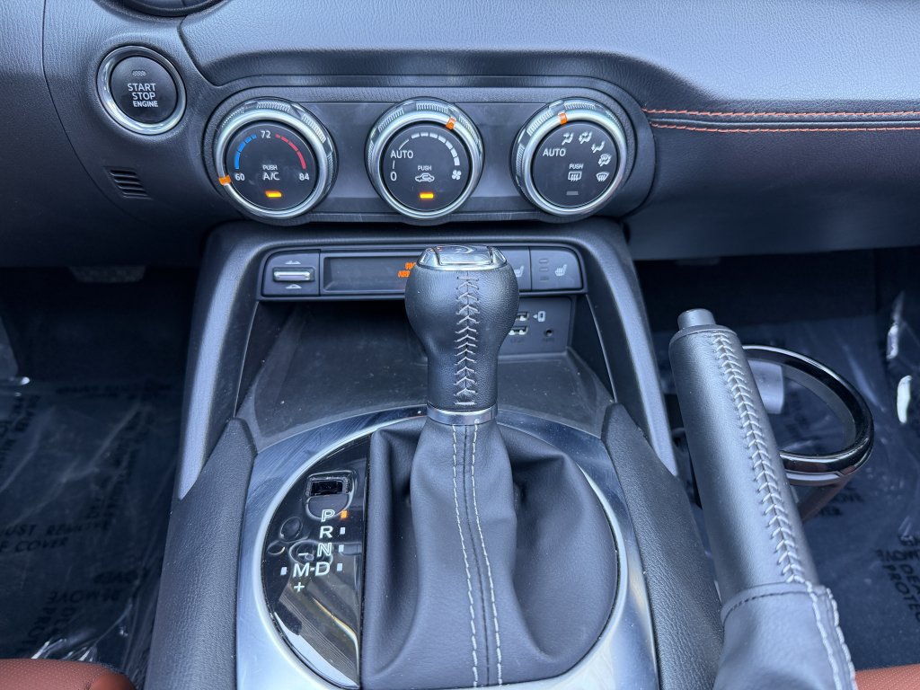 Used 2023 MAZDA MX-5 Miata Grand Touring w/ Weather Package RWD image 22