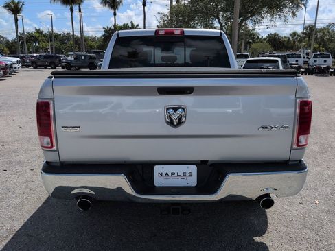 Used 2017 RAM 1500 Laramie w/ Convenience Group AWD/4WD image 6