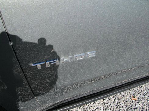 Used 2023 Chevrolet Tahoe High Country image 11