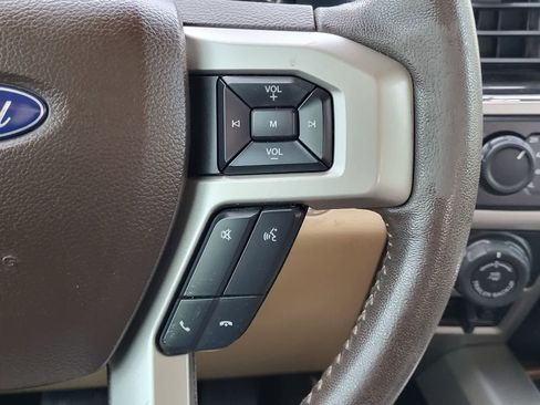 Used 2019 Ford F150 Lariat w/ Equipment Group 501A Mid AWD/4WD image 19