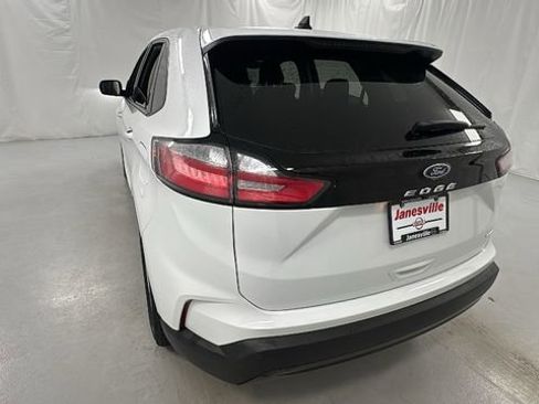 Used 2024 Ford Edge SE AWD/4WD image 5