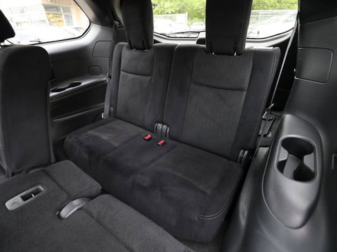 Used 2015 Nissan Pathfinder S AWD/4WD image 14