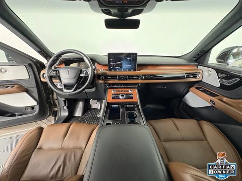 Used 2020 Lincoln Aviator Reserve w/ Equipment Group 202A AWD/4WD image 4