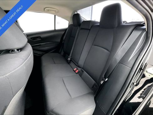 Used 2023 Toyota Corolla LE image 34