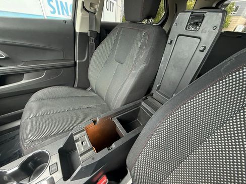 Used 2016 Chevrolet Equinox LS w/ LPO, Protection Package FWD image 26