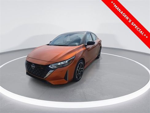 New 2025 Nissan Sentra SR w/ SR Premium Package image 4