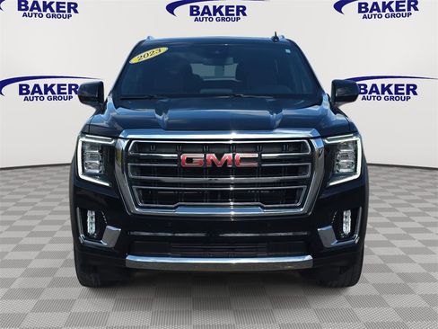 Used 2023 GMC Yukon SLT image 2