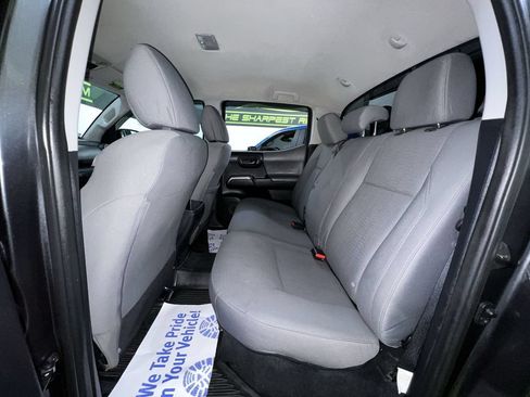 Used 2019 Toyota Tacoma SR5 AWD/4WD image 27