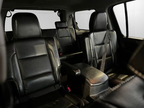 Used 2013 Nissan Armada Platinum image 22