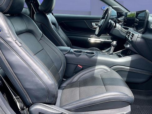 Used 2024 Ford Mustang GT Premium RWD image 28