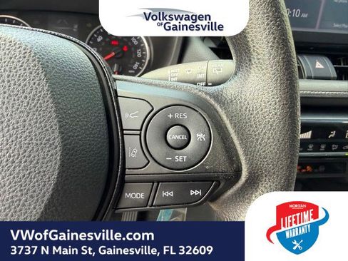Used 2019 Toyota RAV4 LE FWD image 23