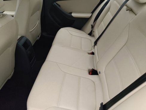 Used 2017 Volkswagen Jetta SEL FWD image 18