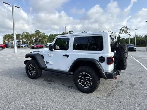 Used 2026 Jeep Wrangler Rubicon AWD/4WD image 5