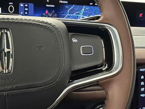 New 2026 Lincoln Navigator L Reserve AWD/4WD image 26