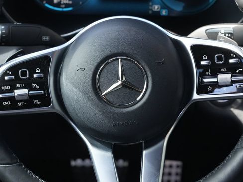 Used 2021 Mercedes-Benz GLC 300 4MATIC Coupe image 16