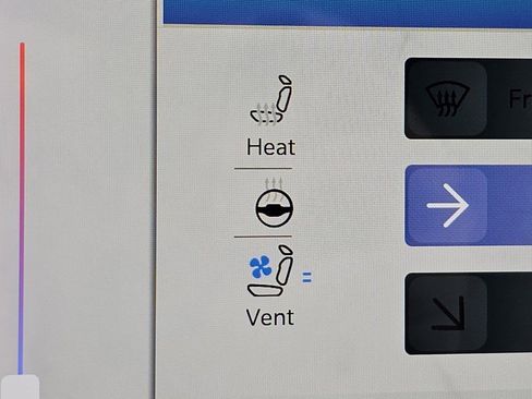 Used 2024 Jeep Wagoneer L Series II w/ Flexible Seating Group image 15