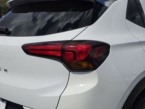 Used 2025 Buick Encore GX Preferred image 10