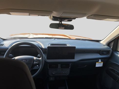 New 2026 Ford Maverick XL image 23