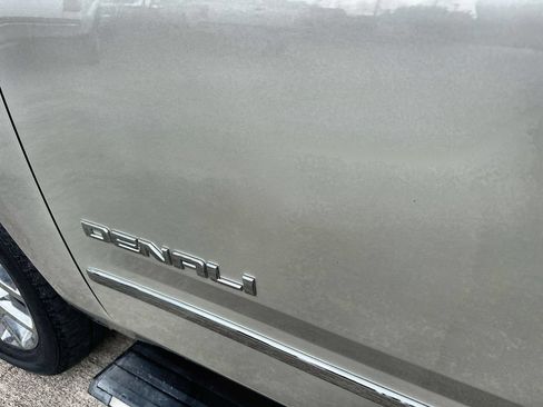 Used 2016 GMC Yukon XL Denali w/ Open Road Package RWD image 14