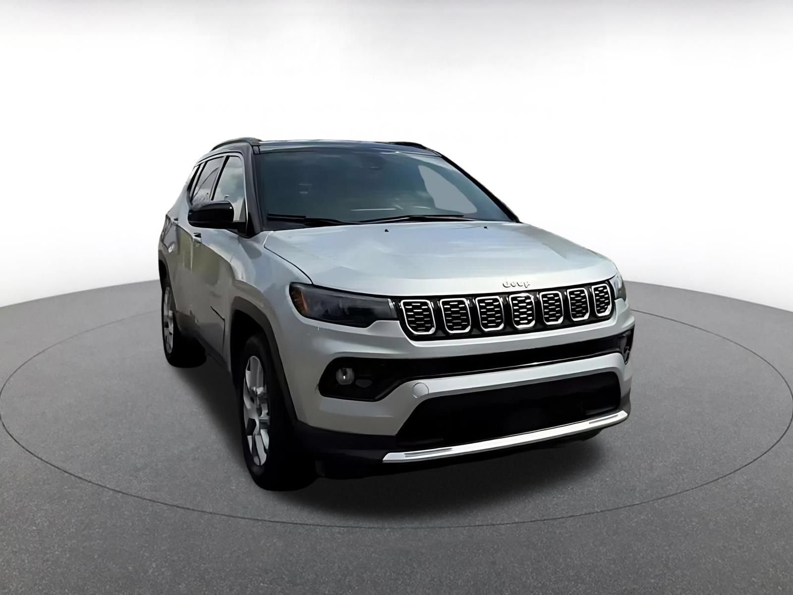 Used 2025 Jeep Compass Limited AWD/4WD image 3