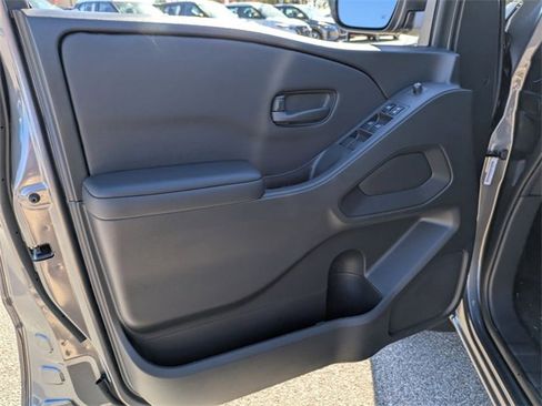 New 2026 Nissan Frontier SV image 11