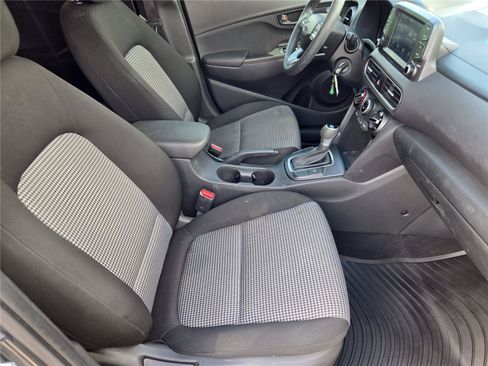 Used 2021 Hyundai Kona SE w/ Cargo Package FWD image 13
