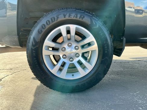 Used 2018 Chevrolet Silverado 1500 LT w/ All Star Edition image 21