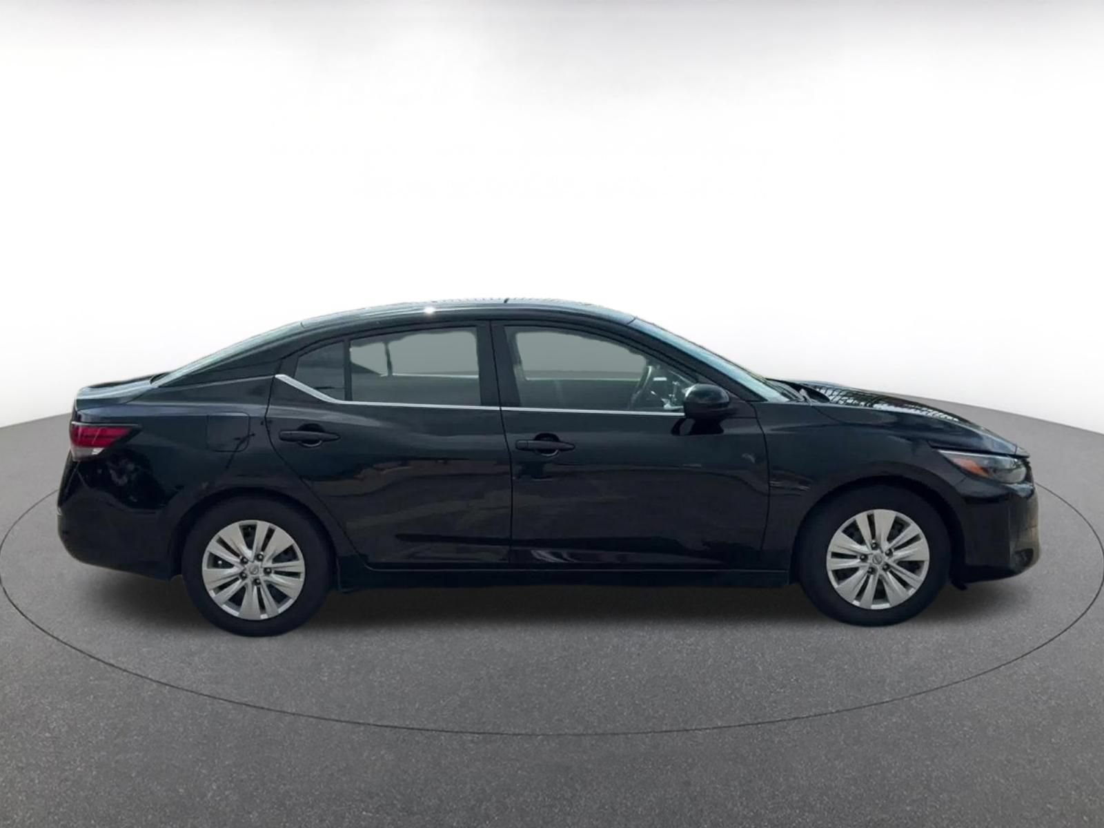 Used 2025 Nissan Sentra S FWD image 15