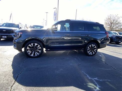 New 2025 Ford Expedition Platinum w/ Driver's Package image 6