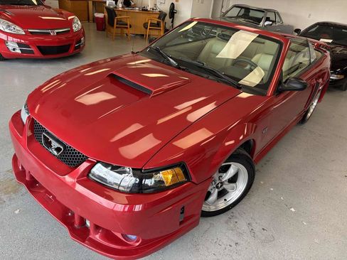 Used 2001 Ford Mustang GT RWD image 14