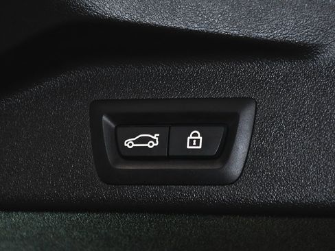 Used 2023 BMW X5 xDrive45e w/ M Sport Package image 81