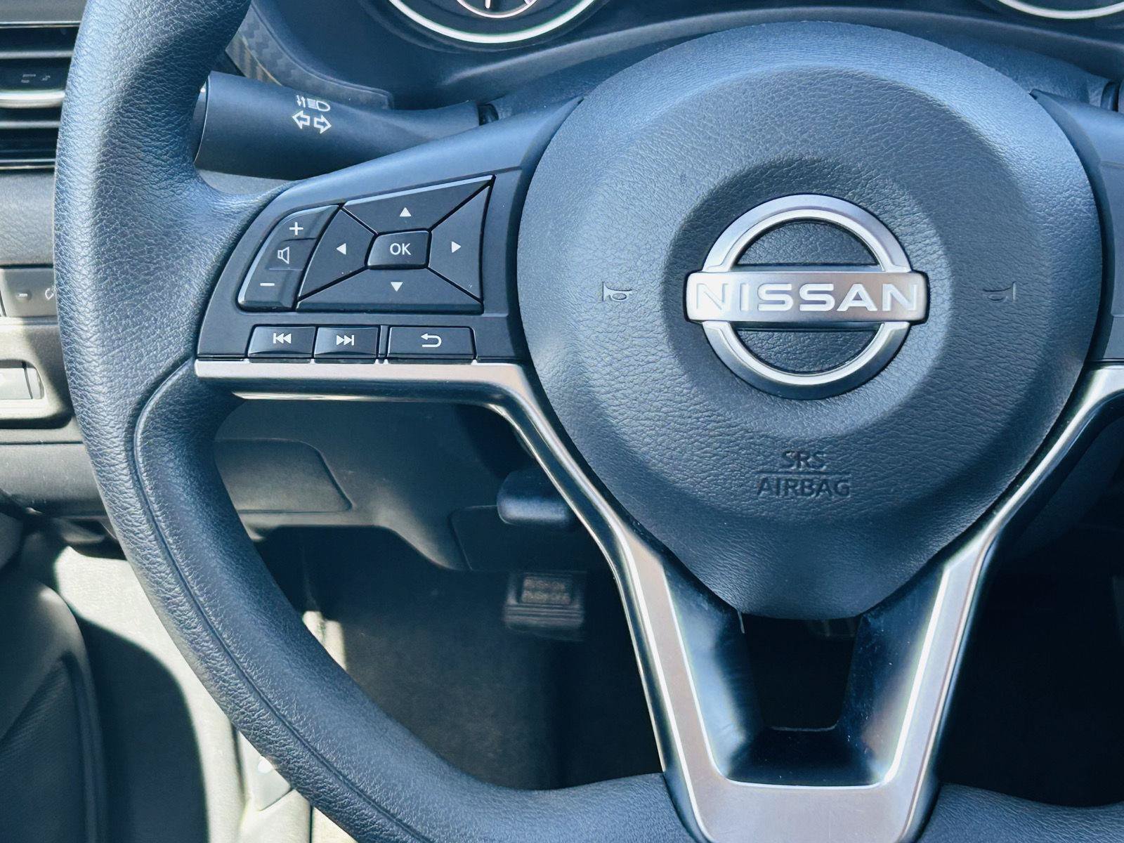 Used 2024 Nissan Sentra SV FWD image 13