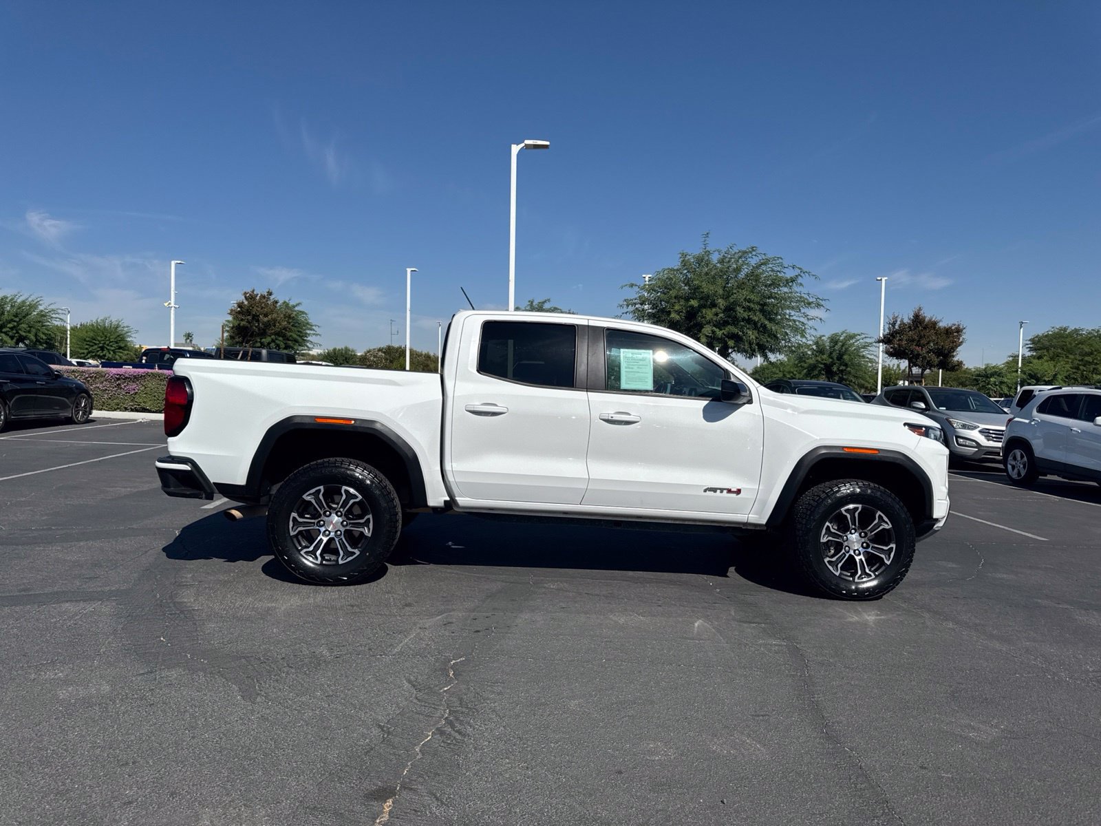 Used 2023 GMC Canyon AT4 AWD/4WD image 5