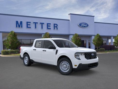 New 2025 Ford Maverick XL image 39