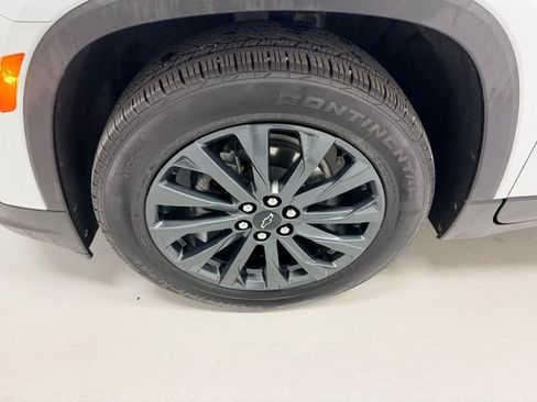 Certified 2023 Chevrolet Traverse RS image 19