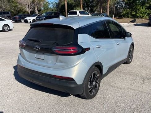 Used 2022 Chevrolet Bolt LT image 4