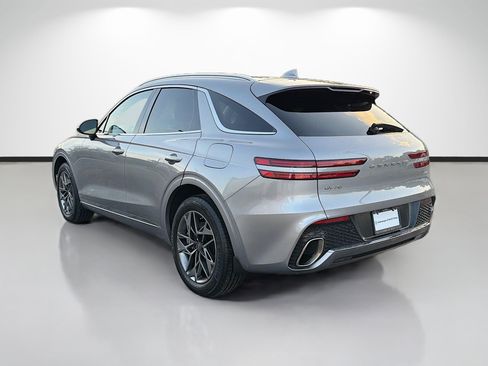 Used 2023 Genesis GV70 2.5T w/ Select Package AWD/4WD image 5