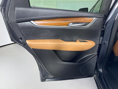 Used 2022 Cadillac XT5 Premium Luxury w/ Technology Package image 26