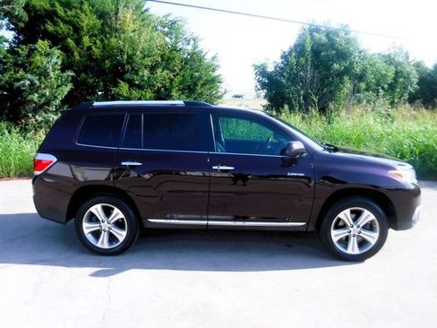 Used 2013 Toyota Highlander Limited image 4