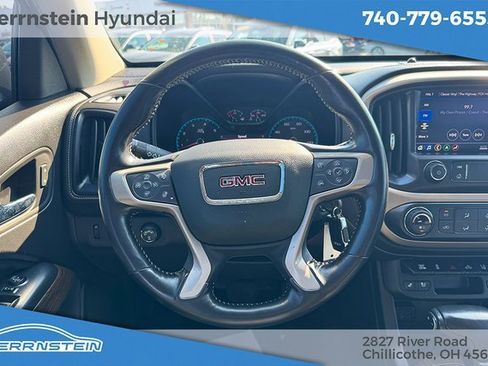 Used 2019 GMC Canyon Denali image 8