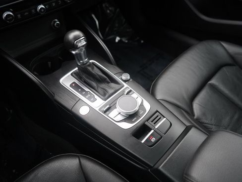 Used 2016 Audi A3 e-tron Premium Plus w/ Premium Plus Package image 40