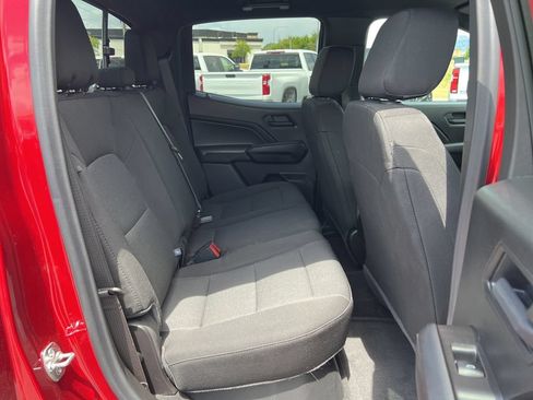 Used 2026 Chevrolet Colorado Trail Boss AWD/4WD image 23