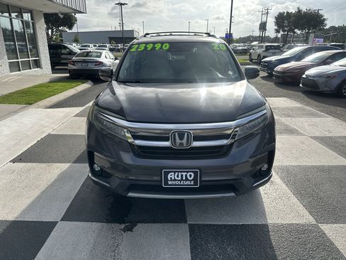 Used 2020 Honda Pilot Touring image 2