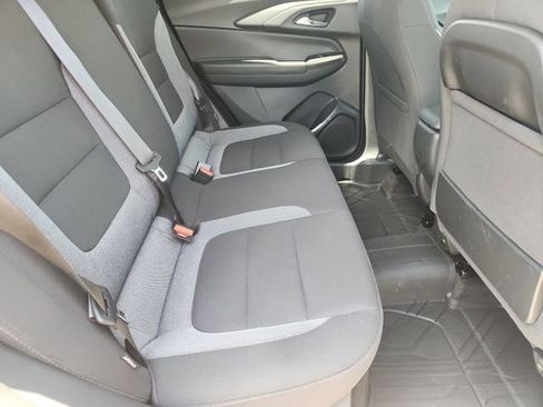 Used 2023 Chevrolet TrailBlazer LT w/ Convenience Package AWD/4WD image 24