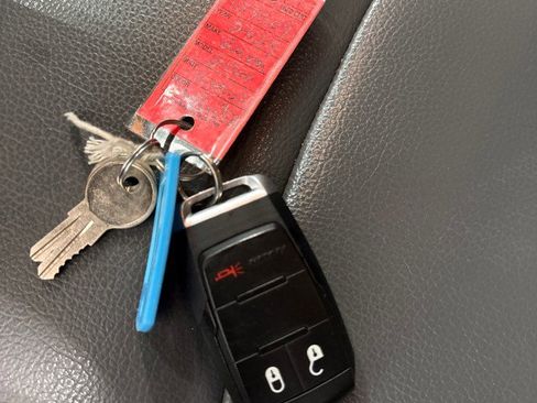 Used 2024 RAM 2500 Tradesman w/ Chrome Appearance Group image 34