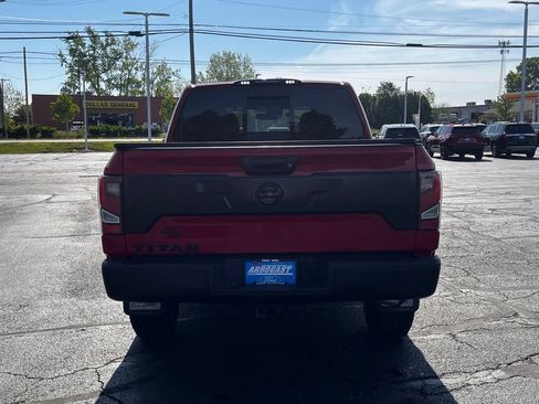 Used 2021 Nissan Titan PRO-4X w/ Off Road Protection Package AWD/4WD image 7