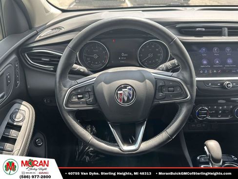 Certified 2022 Buick Encore GX Essence FWD image 15