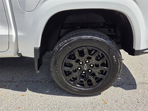 Used 2026 Chevrolet Colorado W/T w/ WT Custom Package image 17